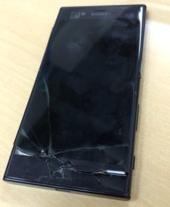 XPERIA  XZ　修理前写真
