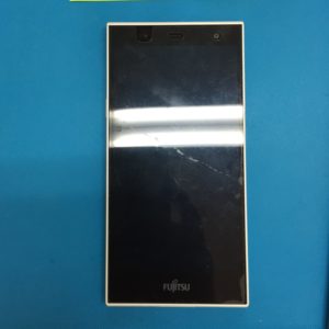 arrows M02の画面が映らない症状の液晶画面交換修理前写真