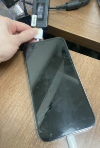 iPhone14Proの電流チェック